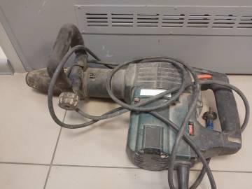 01-200192902: Makita hm1202c