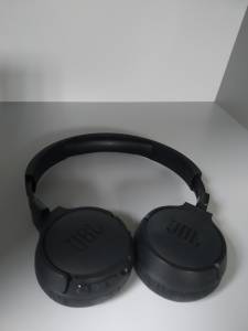 01-200208168: Jbl tune 670nc