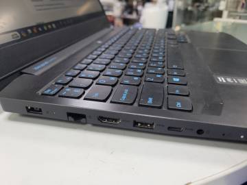 01-200270813: Lenovo екр. 15,6/core i5-10300h 2,5ghz/ ram8gb/ ssd128gb/hdd 1000gb/ gf gtx1650 4gb