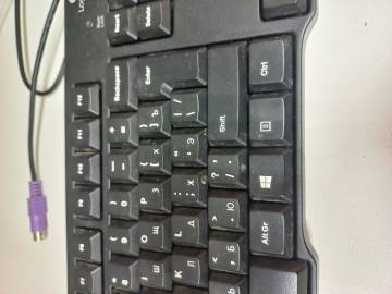 01-200304555: Logitech k100