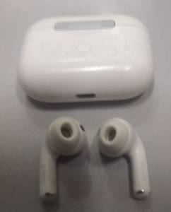 01-200183382: Apple airpods pro