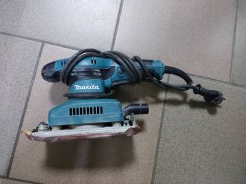 01-200191868: Makita bo3710