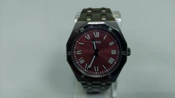 01-200240220: Guess gw0575g5