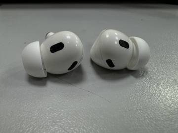 01-200267321: Apple airpods pro 2nd generation