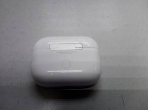 01-200274375: Apple airpods pro 2nd generation with magsafe charging case usb-c