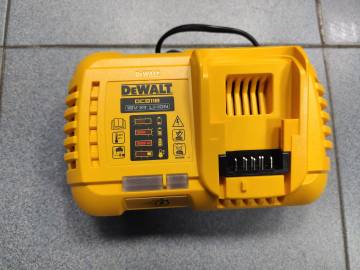 01-200314436: Dewalt dcs578x2