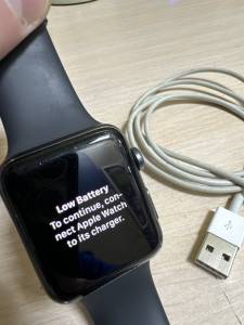 01-200106310: Apple watch series 3 gps 42mm aluminium case a1859