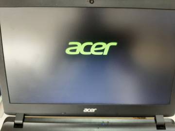 01-200167262: Acer єкр. 15,6/ pentium n4200 1,1ghz/ ram4gb/ hdd500gb