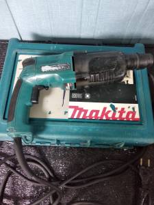 01-200200799: Makita hr 2450