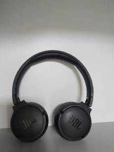 01-200208168: Jbl tune 670nc