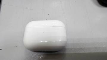 01-200218488: Apple airpods pro 2nd generation with magsafe charging case usb-c