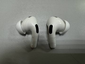 01-200267321: Apple airpods pro 2nd generation