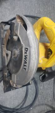 01-200273407: Dewalt dwe560