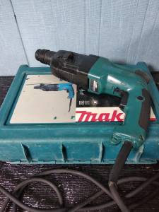 01-200200799: Makita hr 2450