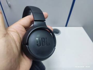 01-200225360: Jbl tune 500bt