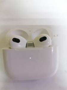 01-200226737: Apple airpods 3rd generation