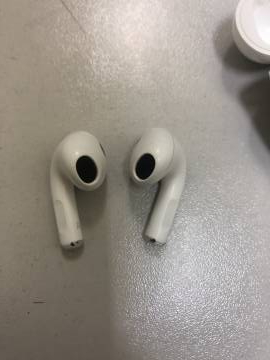 01-200240351: Apple airpods 3rd generation