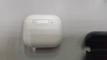 01-200261282: Apple airpods 3rd generation