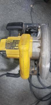 01-200273407: Dewalt dwe560