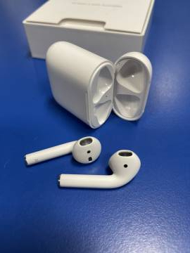 01-200262514: Apple airpods 2nd generation with charging case