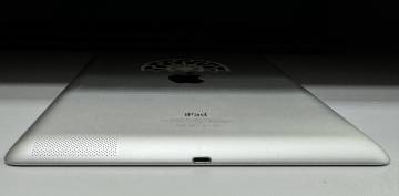 01-200105853: Apple ipad 4 wifi 16gb