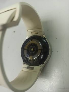 01-200114378: Samsung watch6 40mm sm-r935f