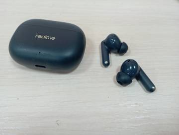 01-200109160: Realme buds t300 black rma2302