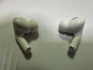 01-200225897: Apple airpods pro 2nd generation