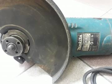 01-200270295: Makita ga9020r