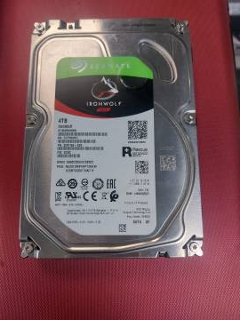 01-200285243: Seagate ironwolf 4 tb