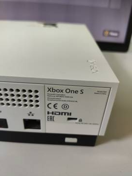 01-200291474: Microsoft xbox one s 500gb