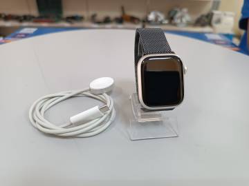 01-200012770: Apple watch series 8 gps 41mm aluminium case a2770