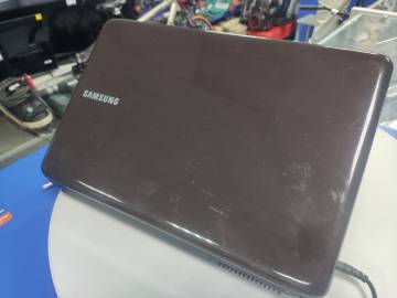 01-200213282: Samsung єкр. 15,6/ core i3 370m 2,4ghz /ram3072mb/ hdd500gb/ dvd rw