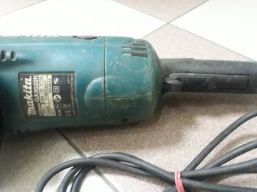 01-200270295: Makita ga9020r