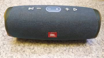 01-200274421: Jbl charge 4