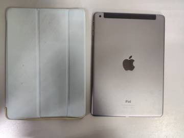 01-200212648: Apple ipad air 1 wifi a1474 32gb