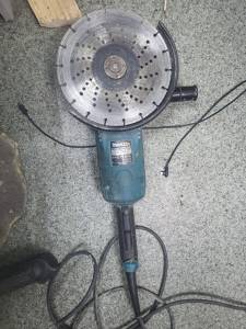 01-200259975: Makita ga9020r