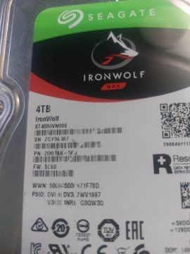 01-200278511: Seagate ironwolf 4 tb