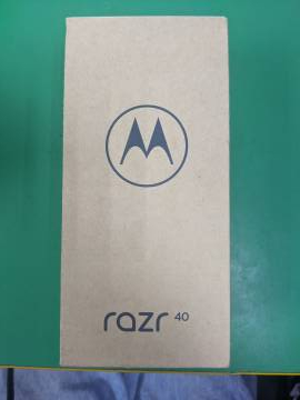 01-200229599: Motorola razr 40 8/256gb