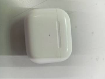 01-200304075: Apple airpods 3rd generation