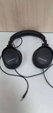 01-200200427: Steelseries arctis 1