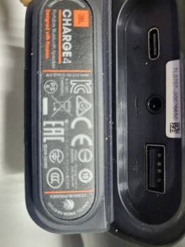 01-200195636: Jbl charge 4