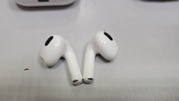 01-200261282: Apple airpods 3rd generation