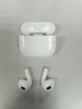 01-200231524: Apple airpods 3rd generation