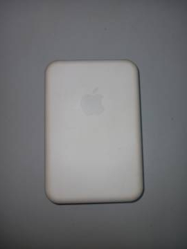 01-200151877: Apple magsafe battery pack