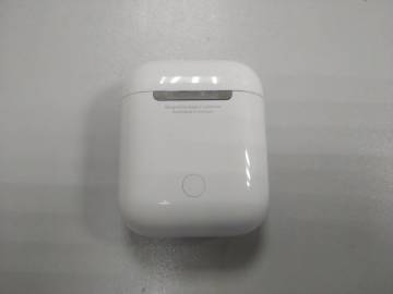 01-200165927: Apple airpods 2nd generation with charging case