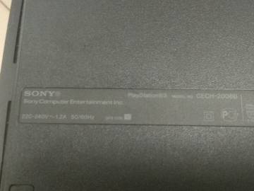 01-200165611: Sony platstation 3 slim 120gb