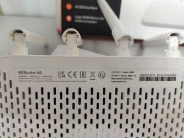 01-200274010: Xiaomi mi wifi router 4a global