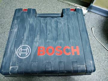 01-19312235: Bosch gbh 240 790вт