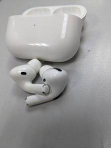 01-19335159: Apple airpods pro